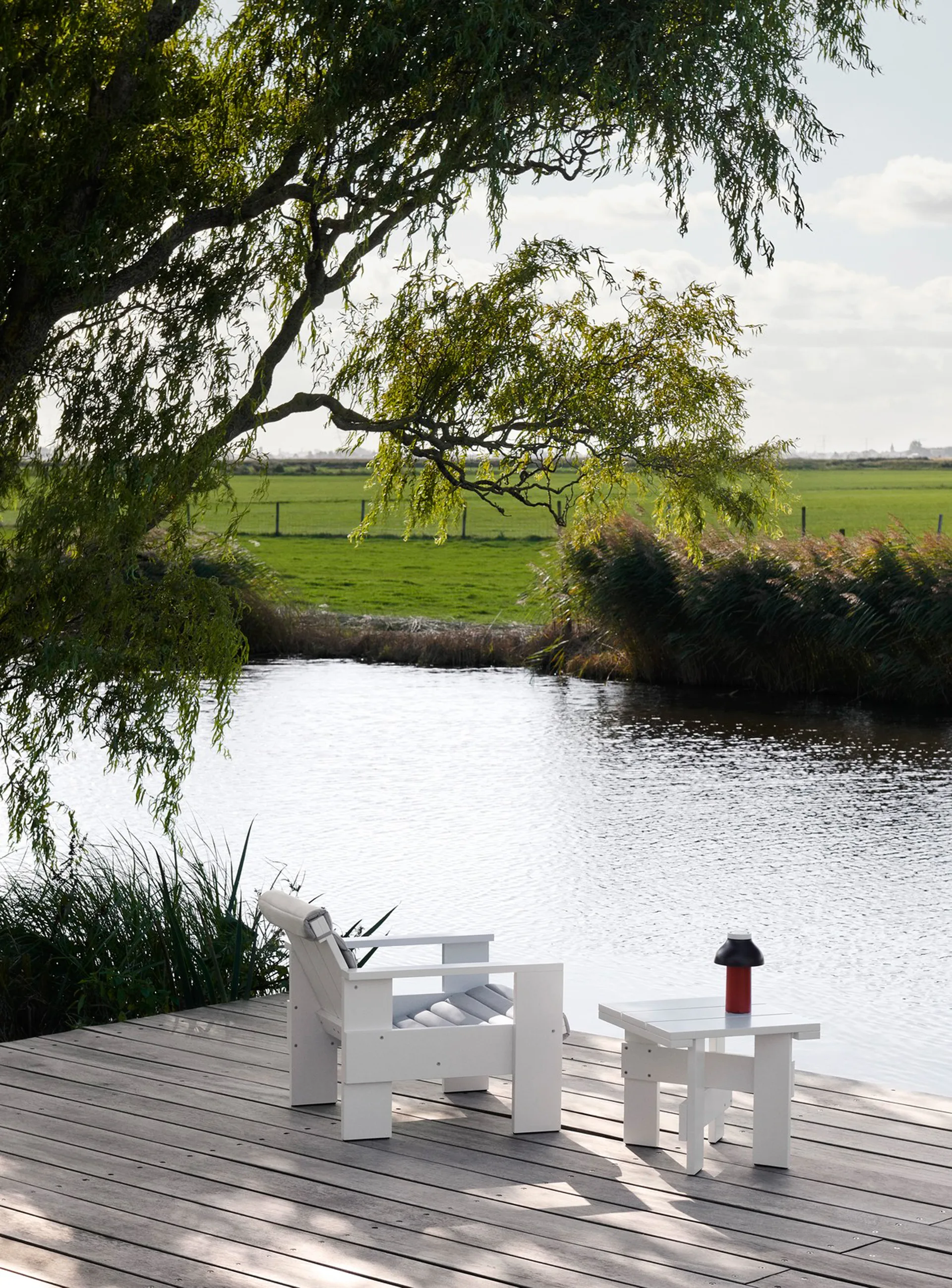 Crate Low Table bord 45x45x40 cm lakeret fyrretræ, White HAY