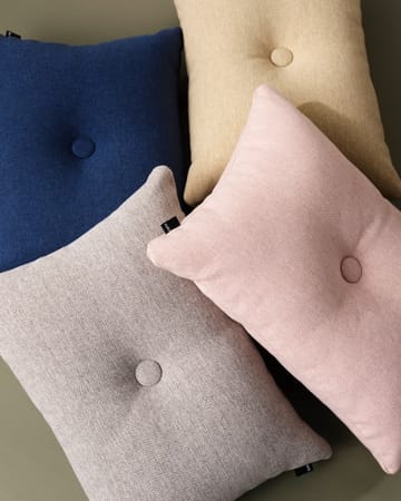 Dot Cushion Mode 1 dot pude 45x60 cm - Pastel pink - HAY