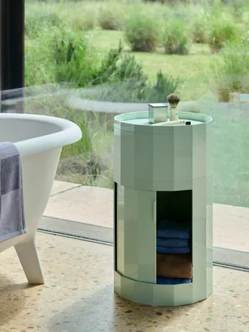 Facet Cabinet high sidebord med fødder/hjul 66 cm - Soft mint - HAY