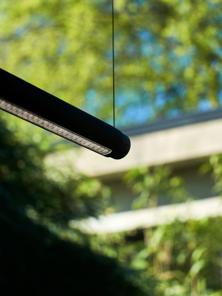 Factor Linear Suspension loftslampe 1500 Diffused, Soft black HAY