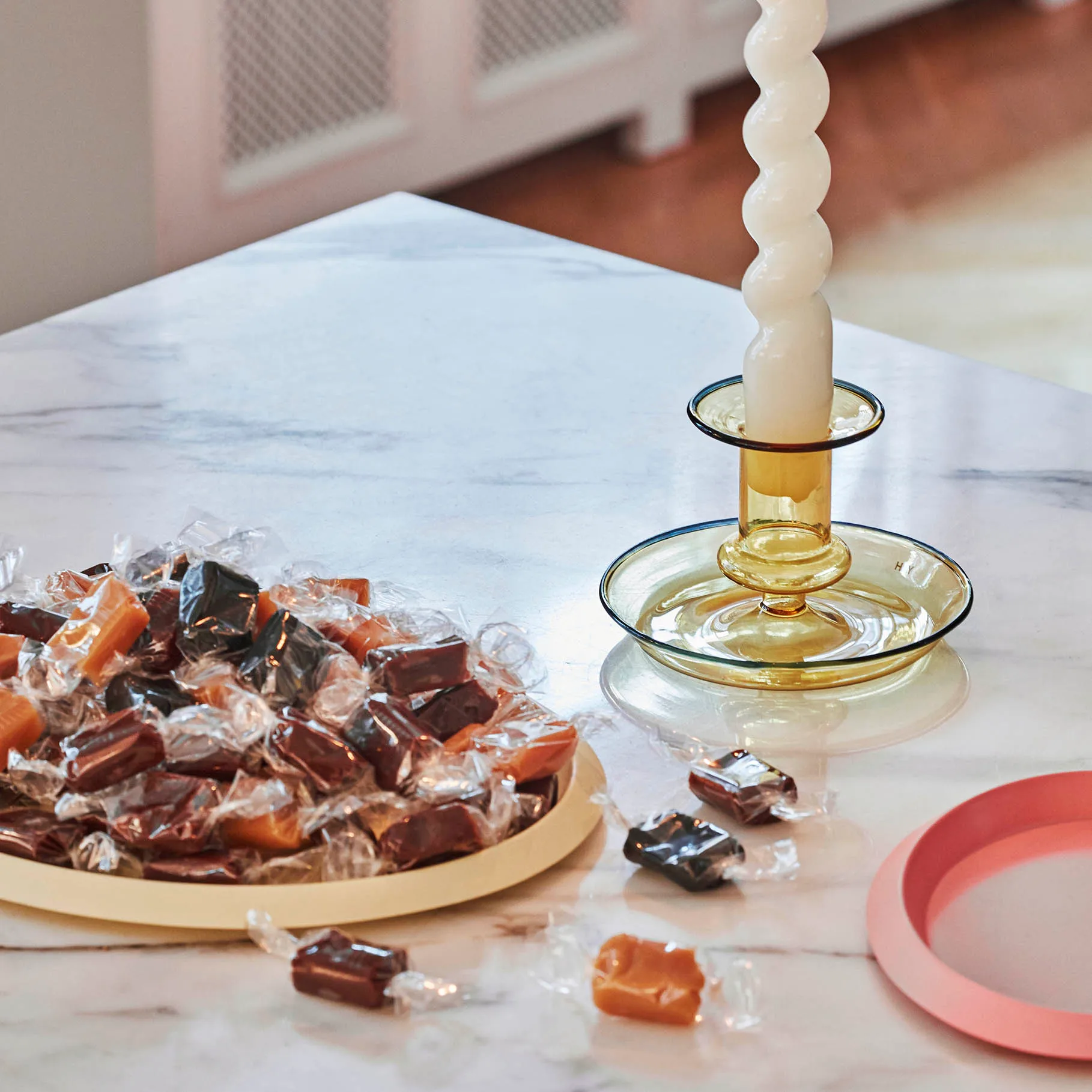 Flare lysestage, Yellow HAY