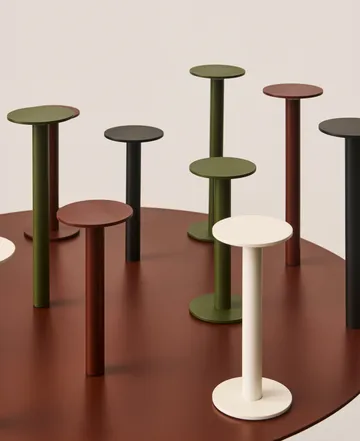 Host portabel lampe - Cream white, 22 cm - HAY