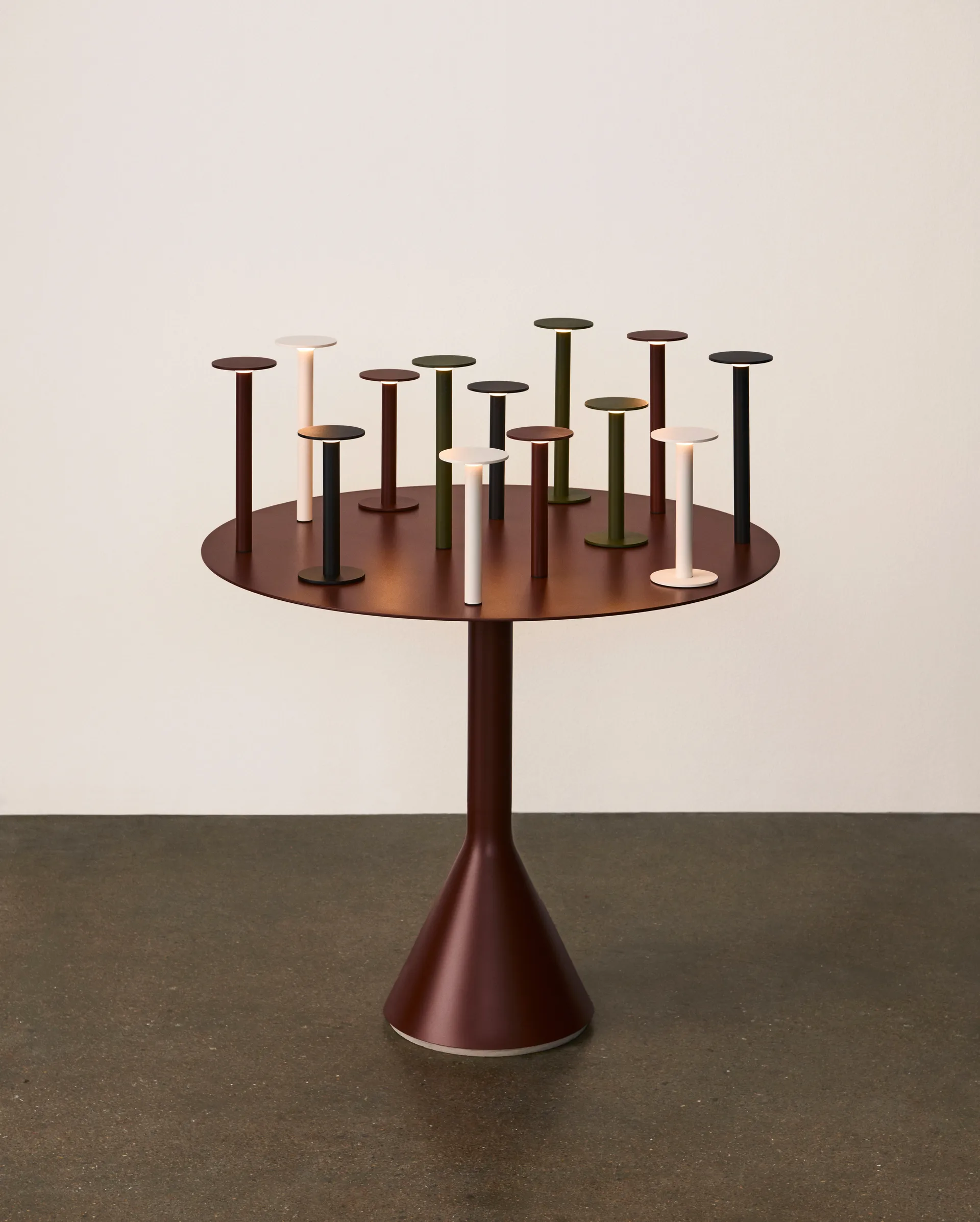 Host portabel lampe, Iron red, 30 cm HAY