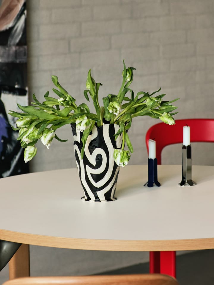 Jessica Hans Shadow vase 25 cm, Sort/Hvid HAY