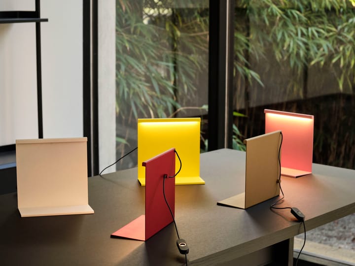 LBM bordlampe, Titanium yellow HAY