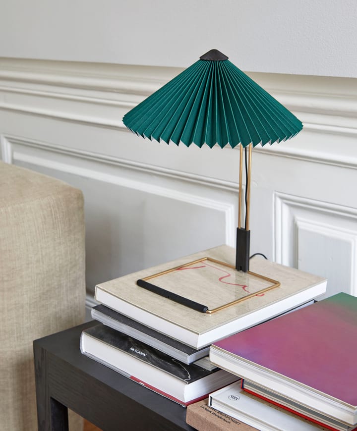 Matin table bordlampe Ø30 cm, Green shade HAY