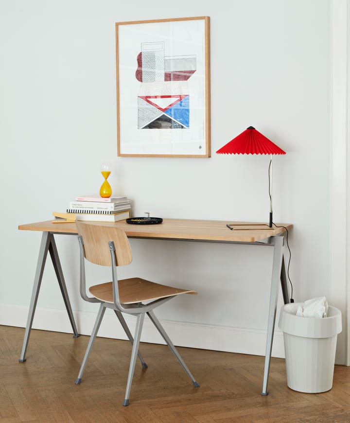Matin table bordlampe Ø38 cm, Bright red shade HAY