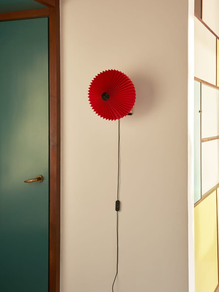 Matin wall væglampe Ø30 cm, Oxide red shade HAY