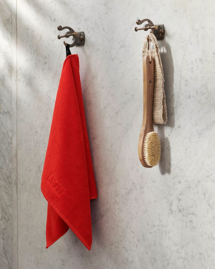 Mono håndklæde 50x90 cm - Poppy red - HAY