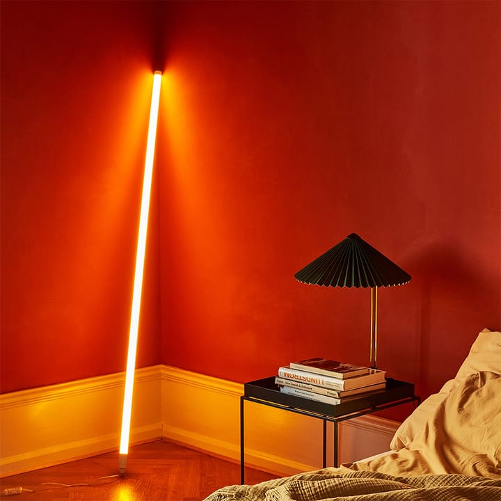 Neon Tube lysstofrør 150 cm, pink HAY