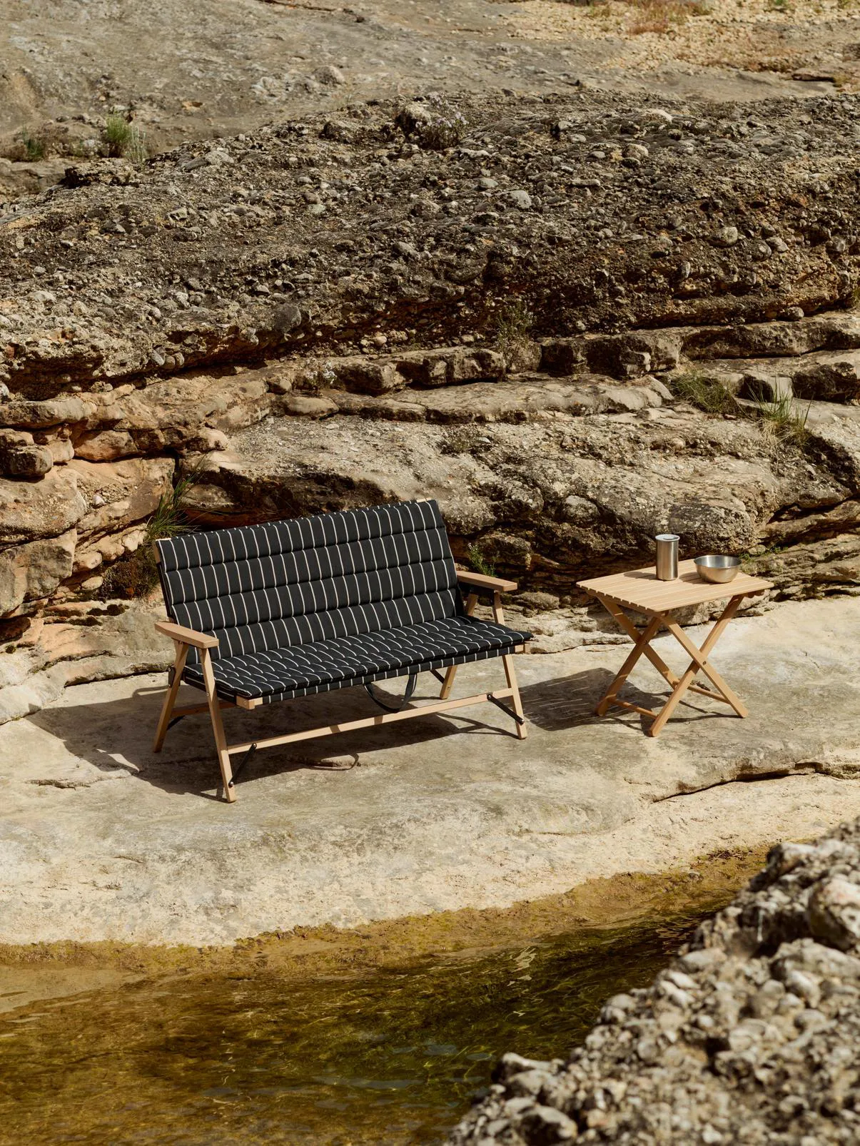 Outdoor Market foldbar sofa, Black-beige, 2-pers. sofa HAY