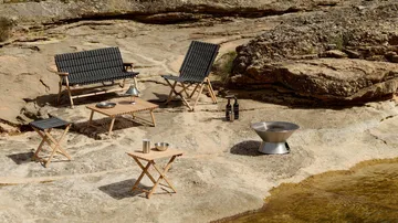 Outdoor Market foldbar sofa - Black-beige, 2-pers. sofa - HAY