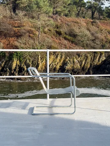 Palissade Cantilever Low loungestol - Hot galvanised steel - HAY