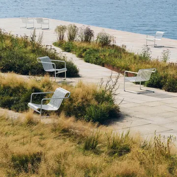 Palissade Cantilever Low loungestol - Hot galvanised steel - HAY