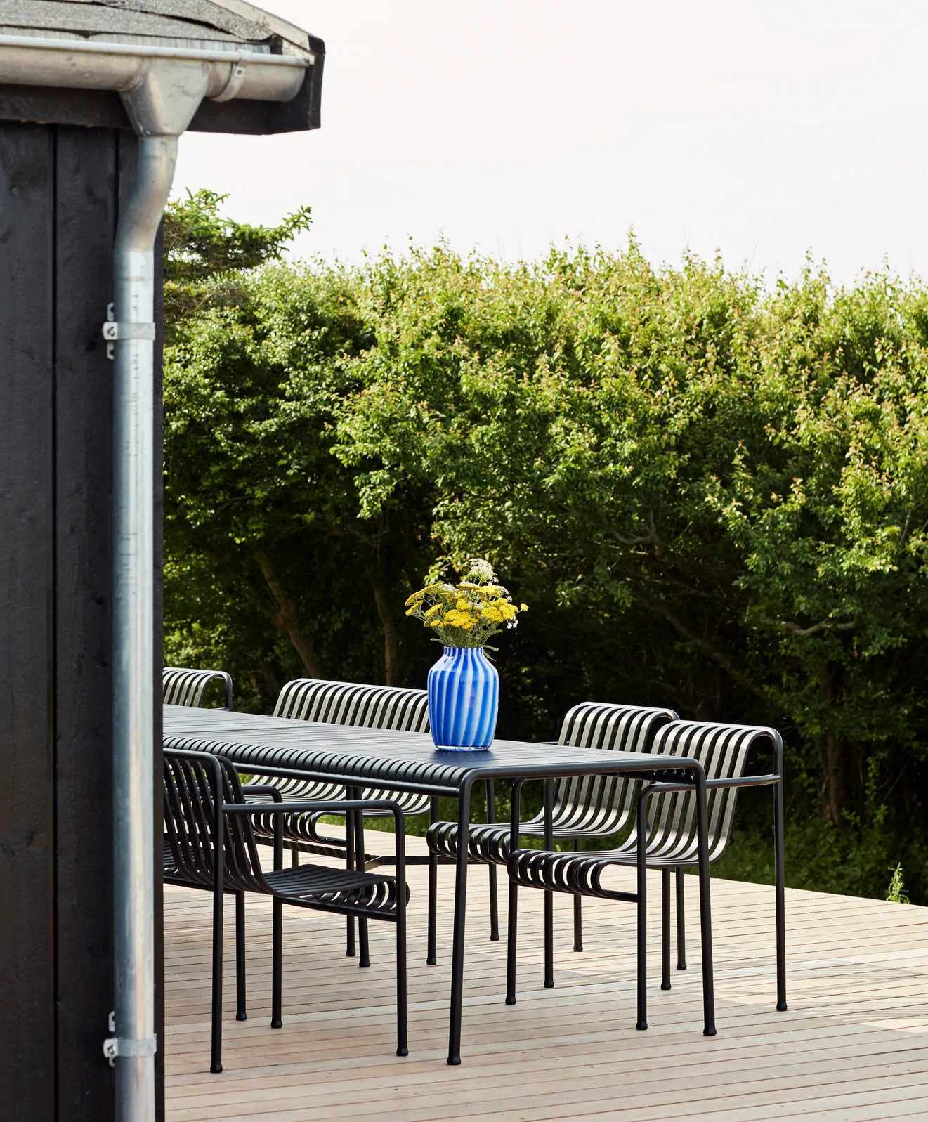 Palissade spisegruppe 2 Dining armstol + bænk 170x90 cm anthracite,  HAY