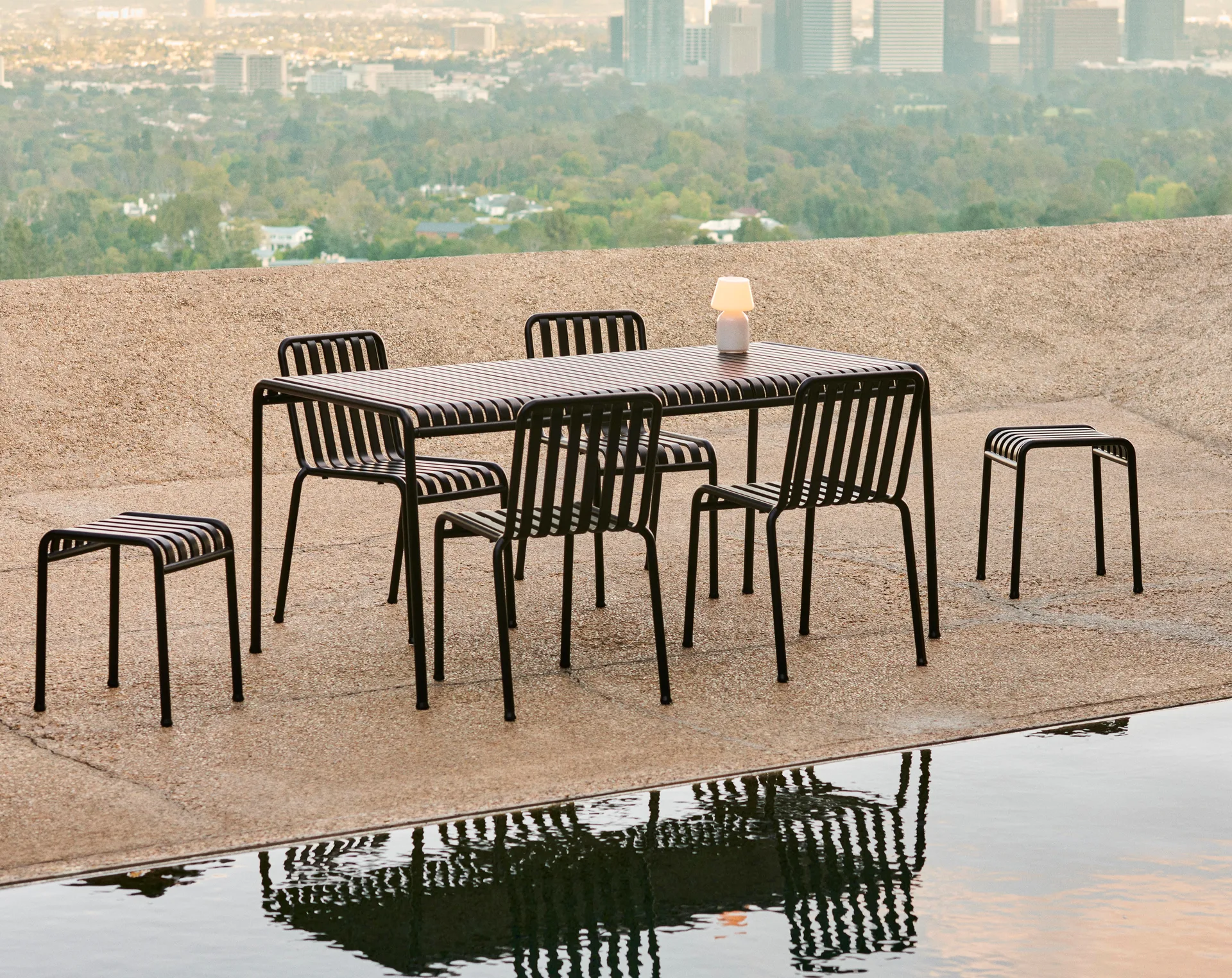 Palissade spisegruppe 4 stole 170x90 cm - Anthracite HAY