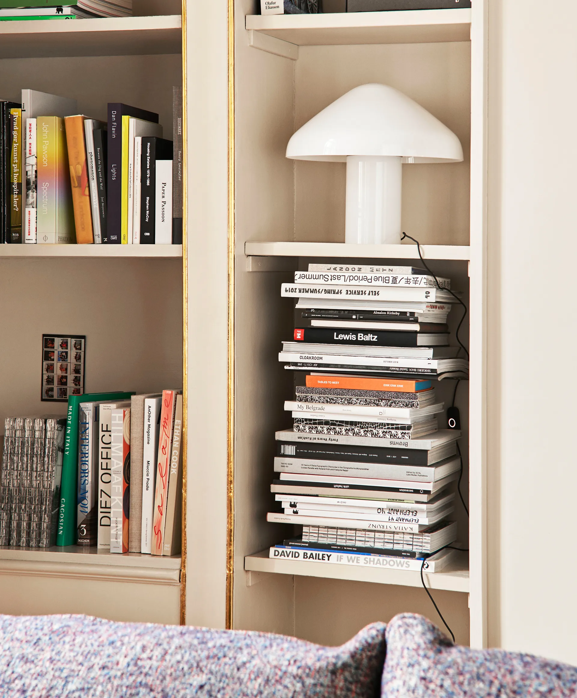 Pao Glass bordlampe Ø35 cm, Hvid/Opalglas HAY