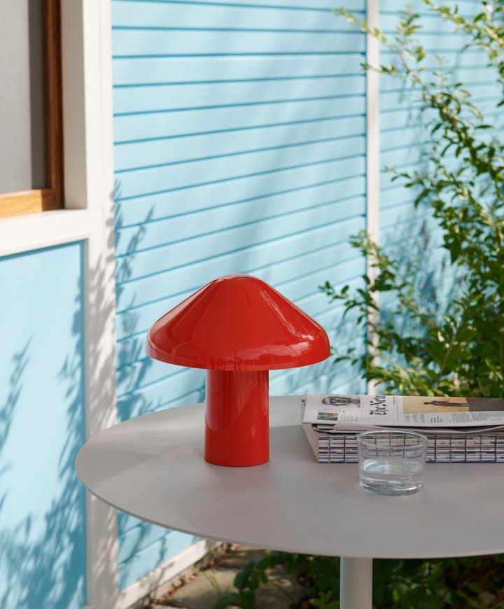 Pao Portable bordlampe, Rød HAY