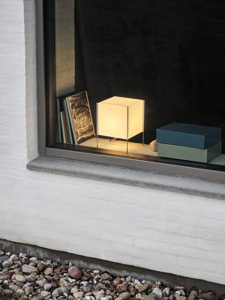 Paper Cube bordlampe, Hvid HAY