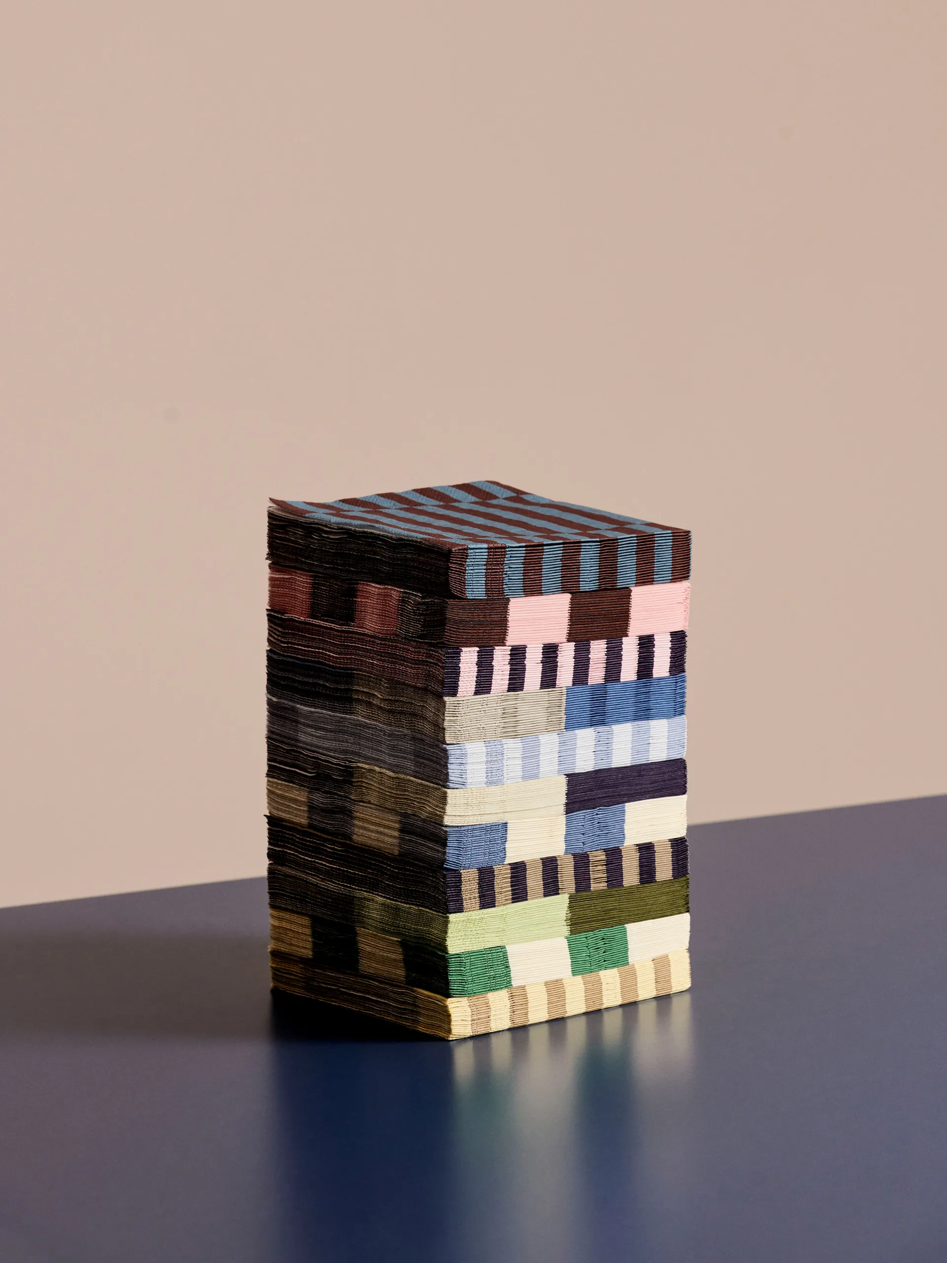 Pattern Dinner Check servietter 40x40 cm 20-pak, Light pink-bordeaux-black M HAY