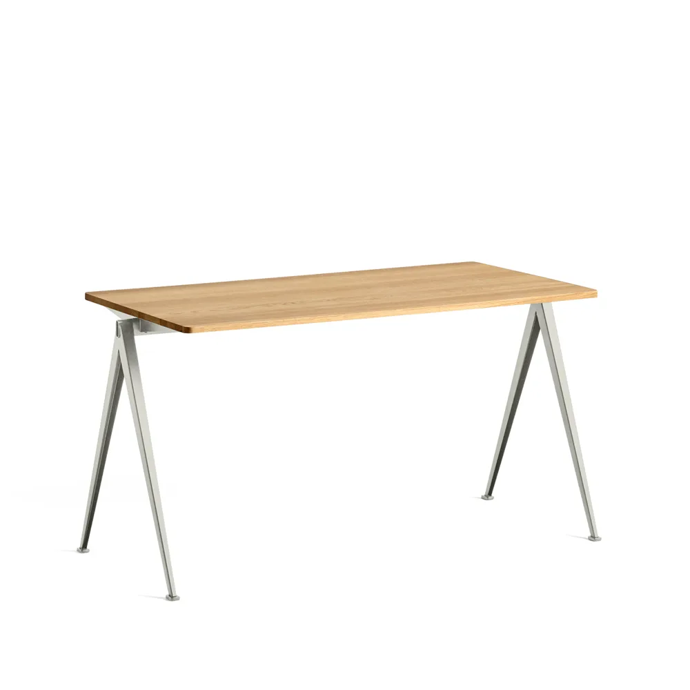 Pyramid 01 skrivebord,  HAY
