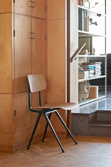 Result stol - Eg-sort stålstel - HAY