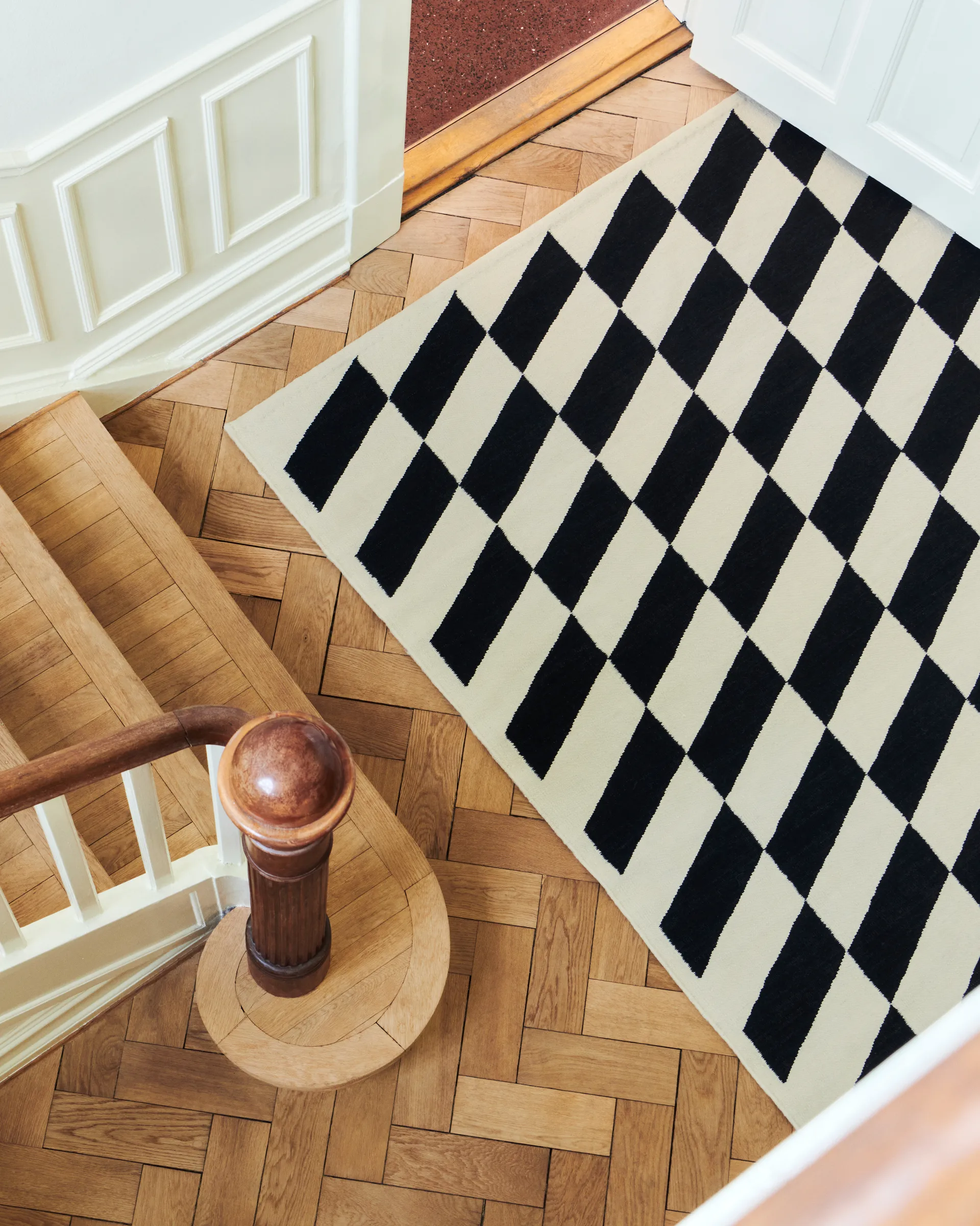 Shift Kelim tæppe 170x240 cm, Black HAY