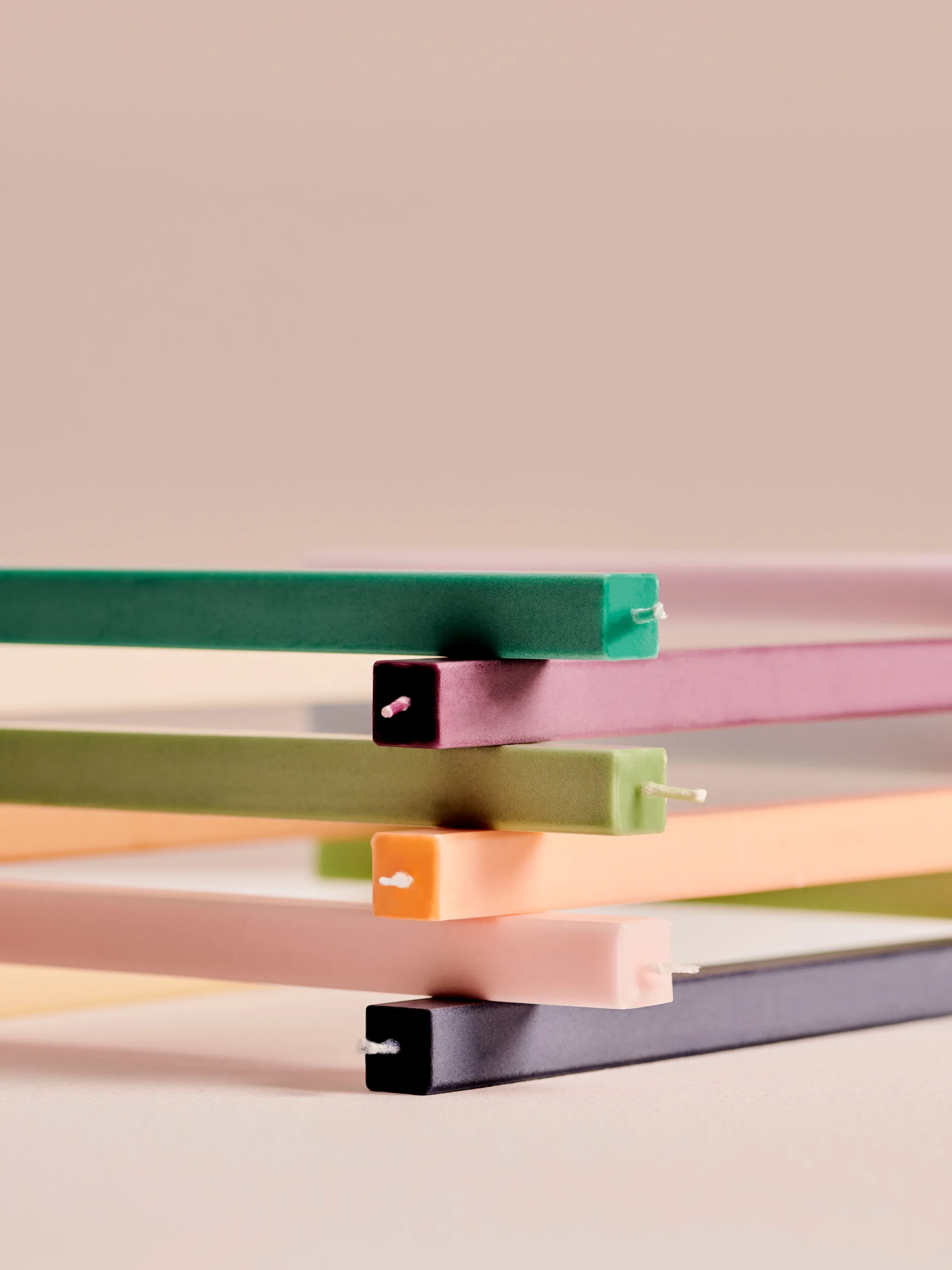 Square Candle lys mix 4-pak, Dark HAY