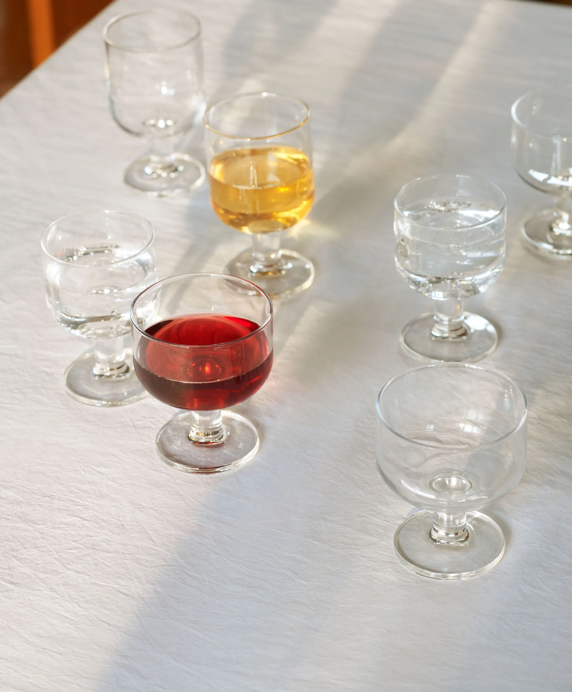 Tavern glas på fod, L 28 cl HAY
