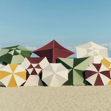 Terrazza Hexagon parasol - Off white-ochre - HAY