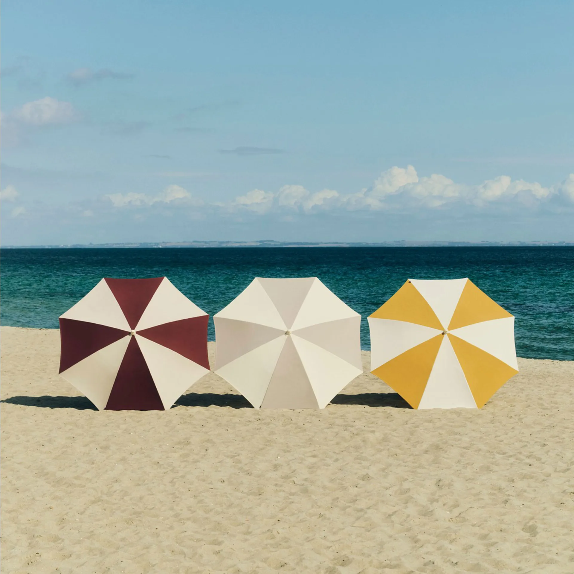 Terrazza Octagon parasol, Off white-ochre HAY