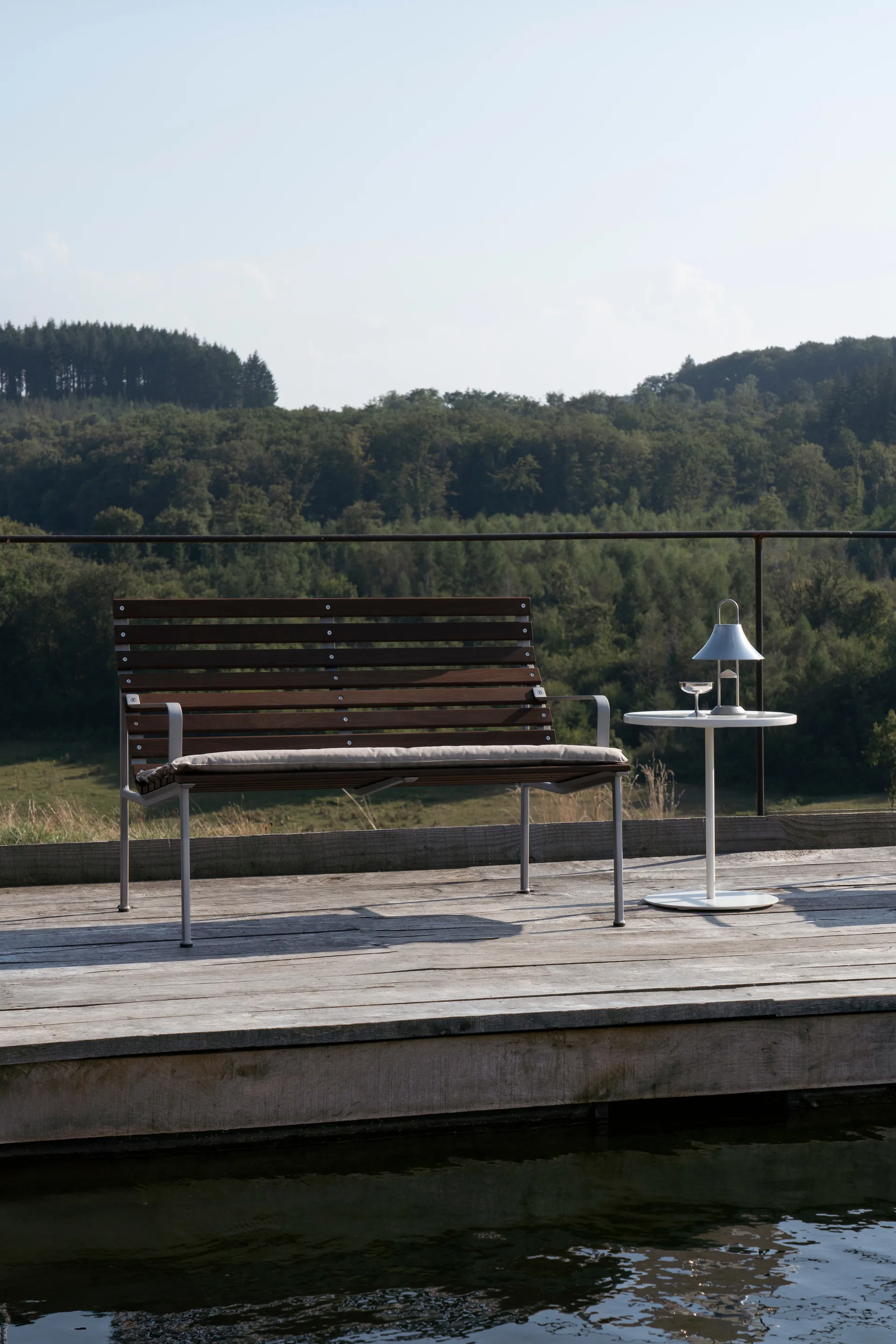 Traverse Lounge bænk med armlæn, Oiled ash HAY