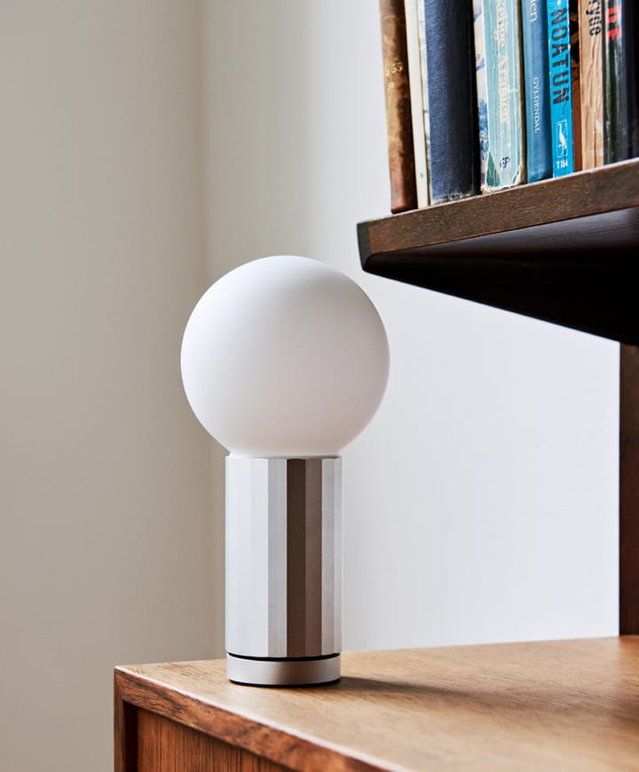 Turn On bordlampe, Aluminium HAY