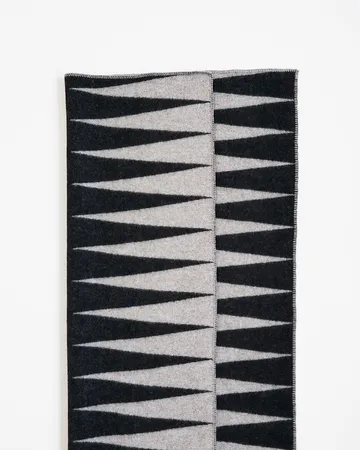 Ihalo plaid 130x180 cm - No. 01 - Hein Studio