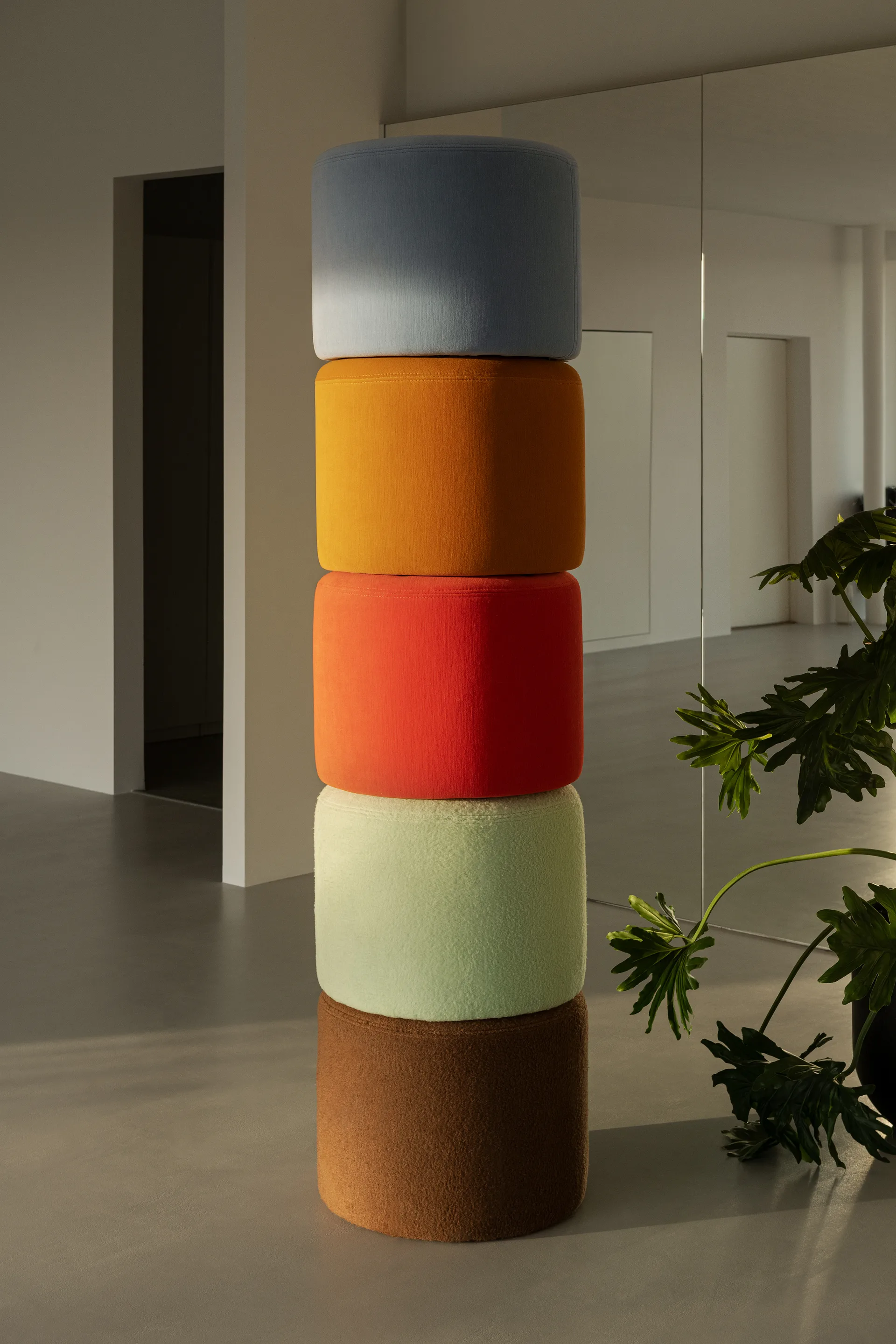 Bon puf Ø50x41 cm, Eggshell Hem