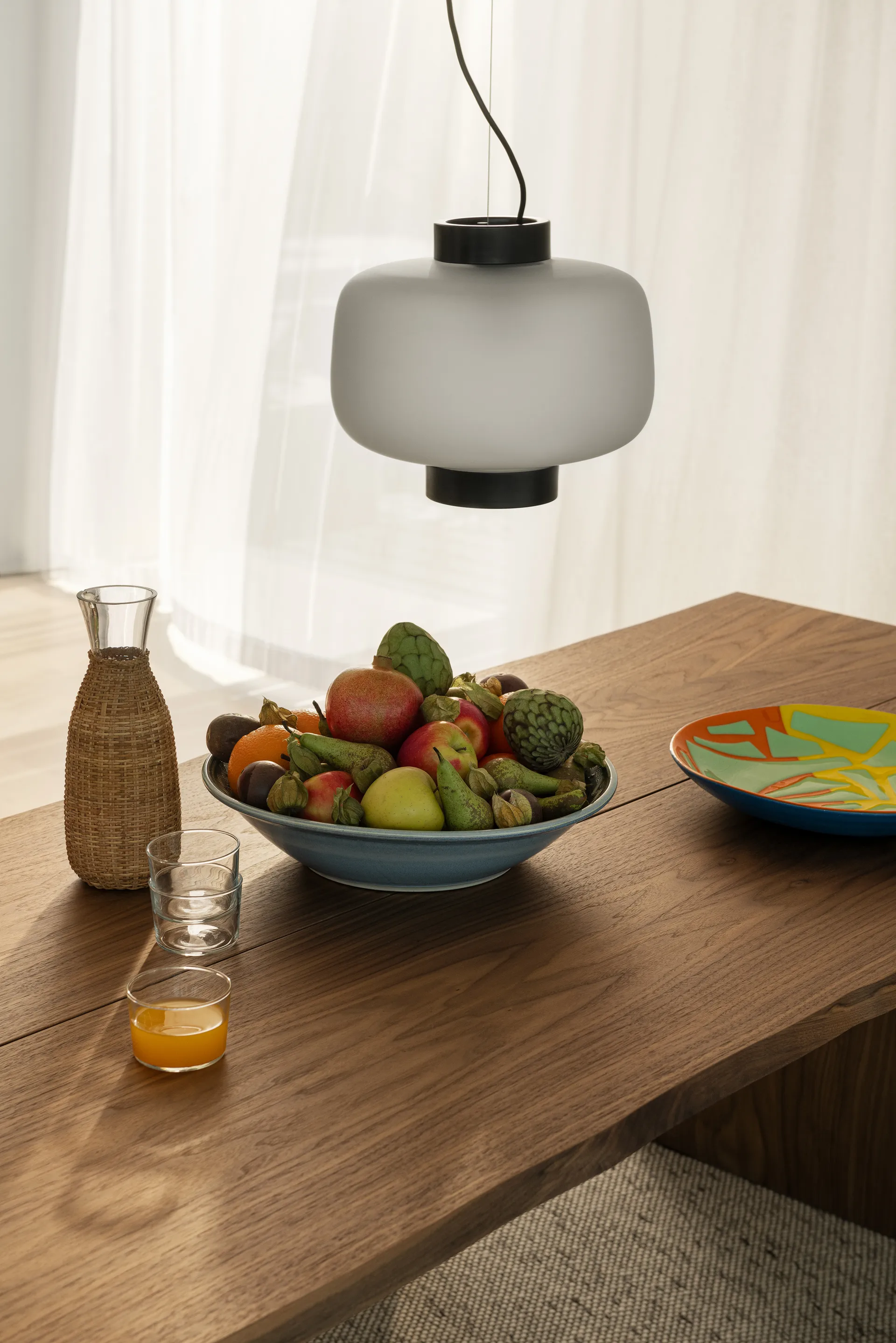 Bookmatch spisebord 220 cm, Valnød Hem