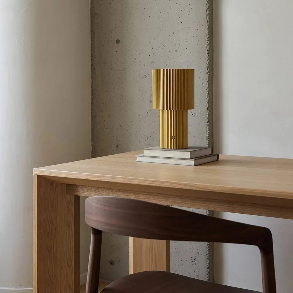 Iluma bordlampe portabel, guld Herstal