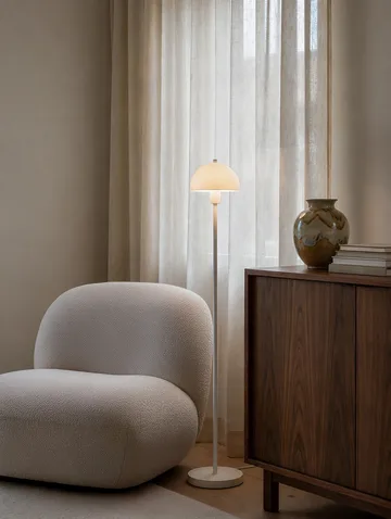 Vienda gulvlampe - Hvid/Opalglas - Herstal