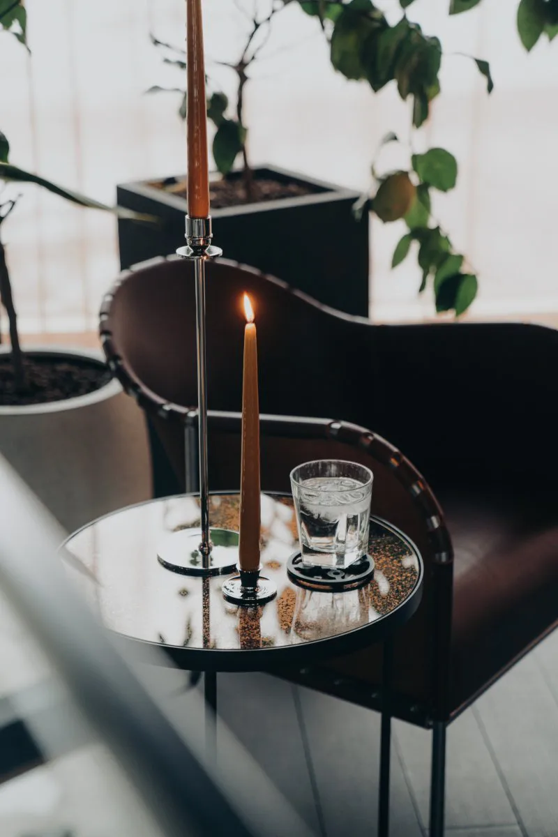 Basso lav lysestage, Forniklet messing Hilke Collection