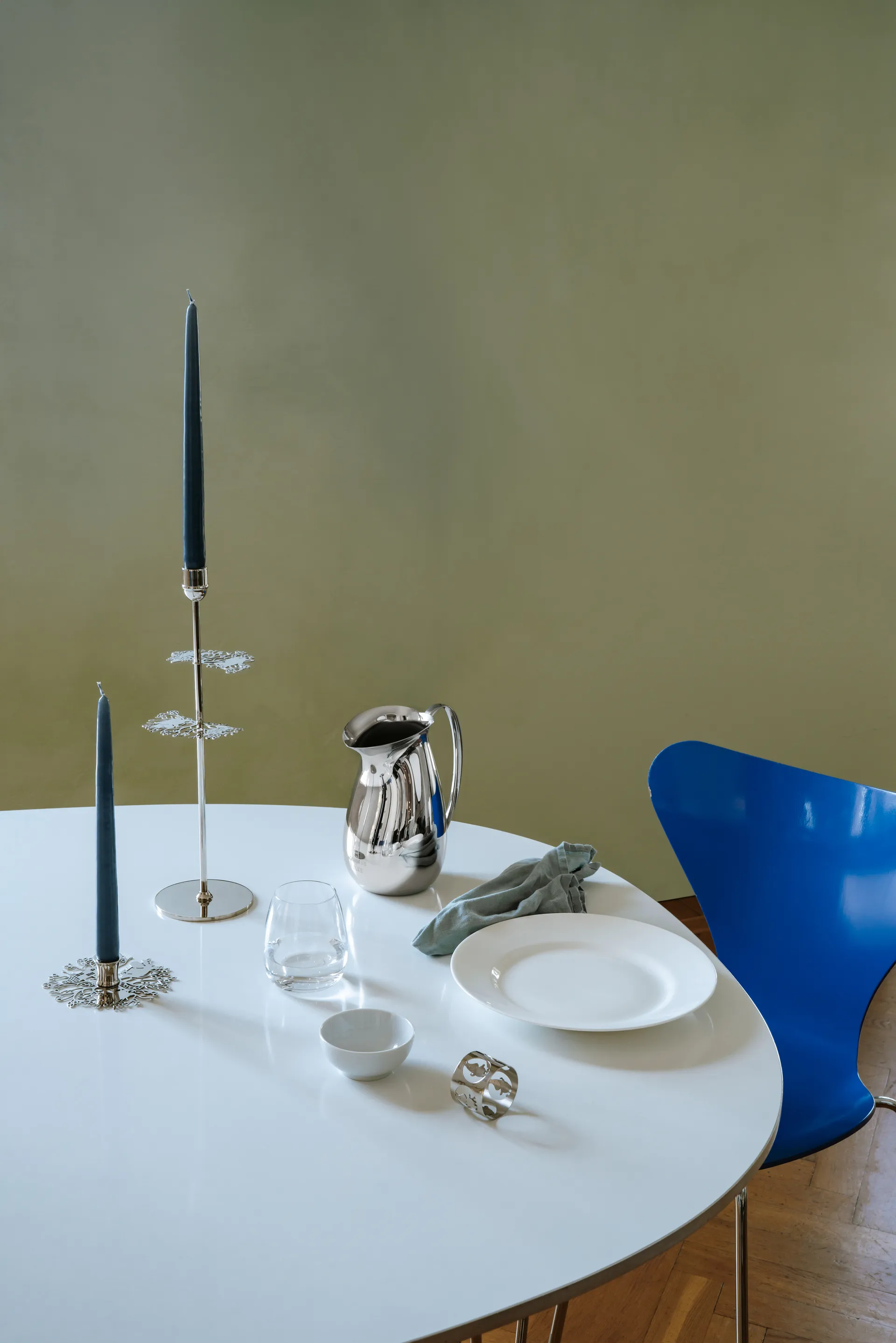 Hilke X Mumitrold No.2 lysestage, Forniklet messing Hilke Collection