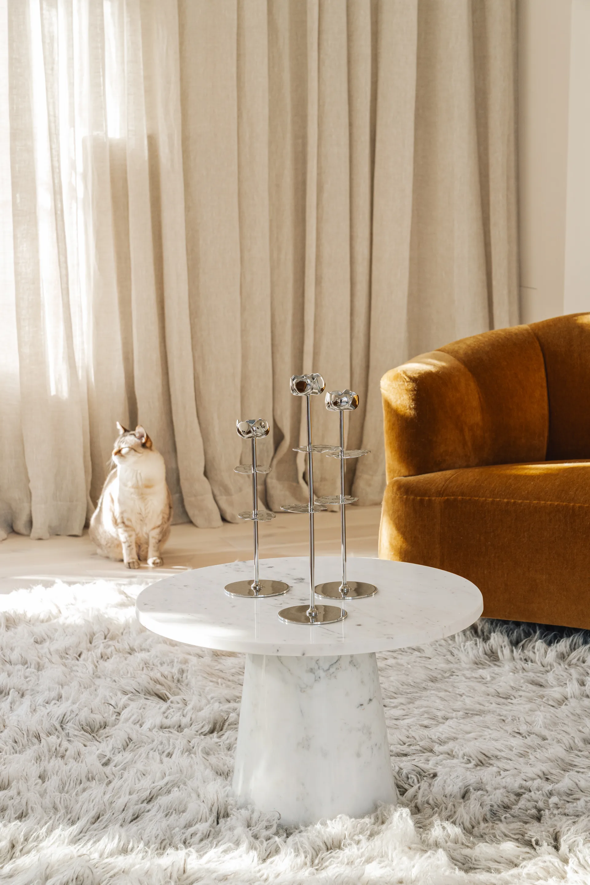 Ninfea Alta lysestage 35 cm, Forkromet messing Hilke Collection