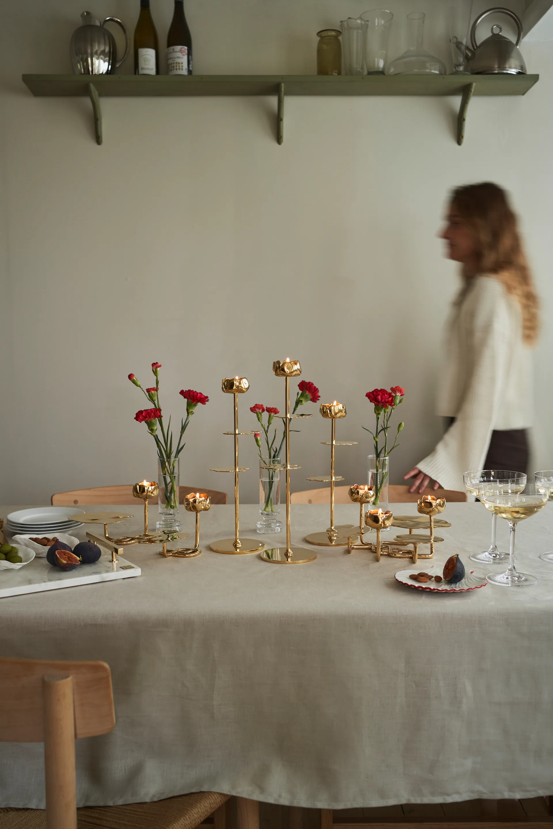 Ninfea Alta lysestage 40 cm, Messing Hilke Collection