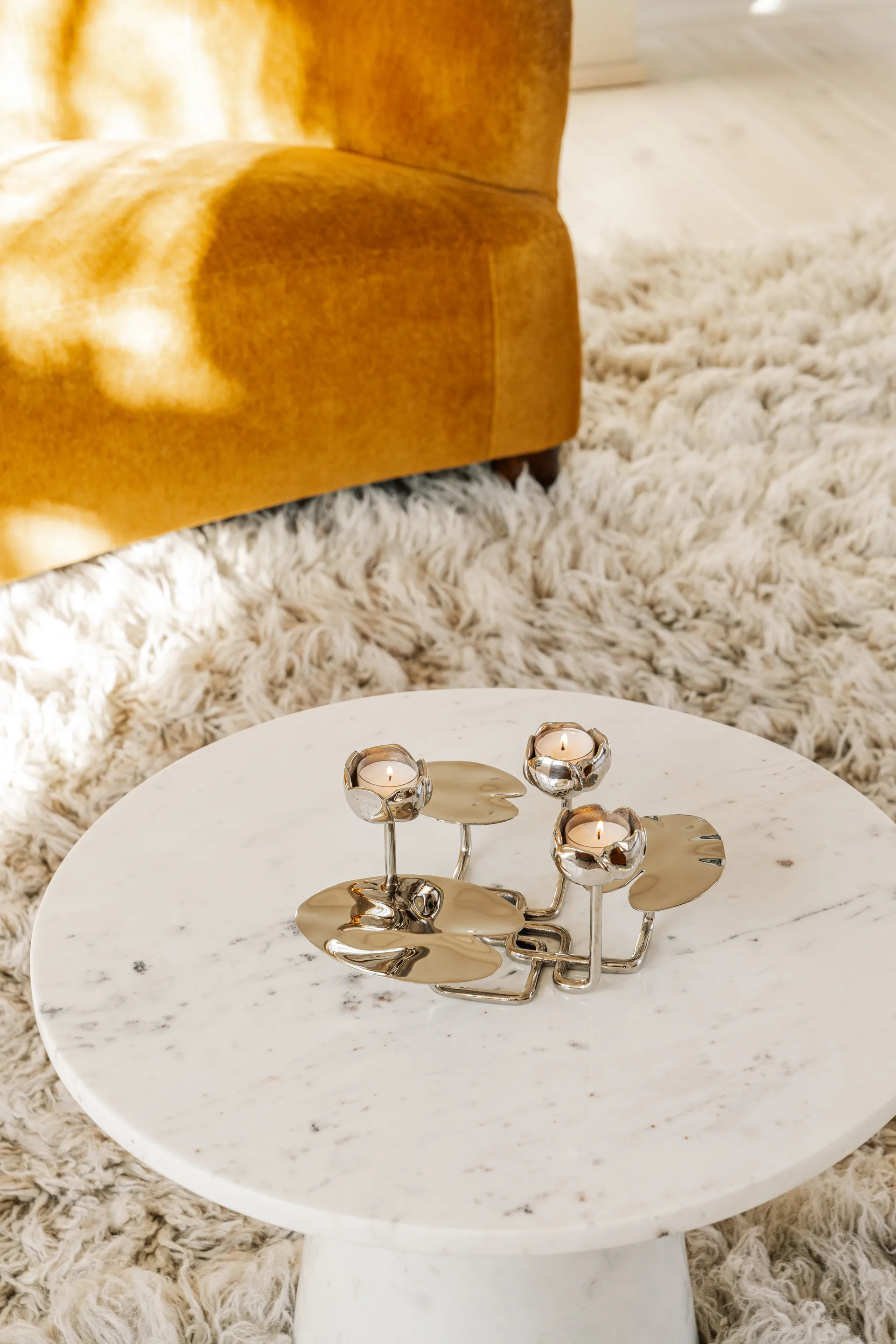 Ninfea grande lysestage, Forkromet messing Hilke Collection