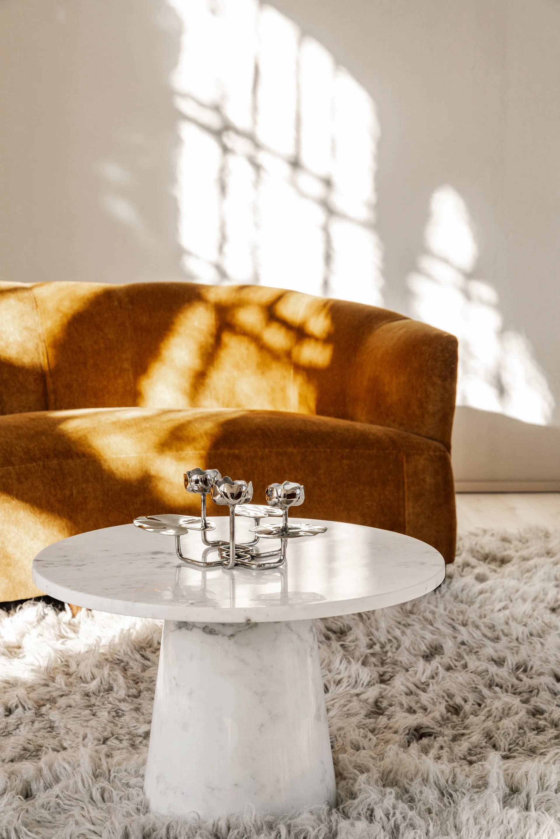 Ninfea grande lysestage, Forkromet messing Hilke Collection