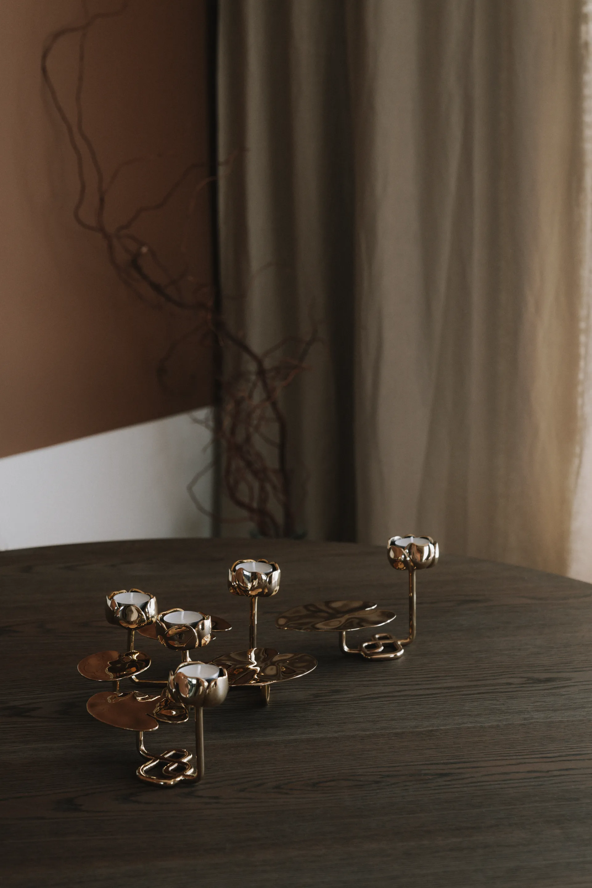 Ninfea No.1 lysestage, Messing Hilke Collection