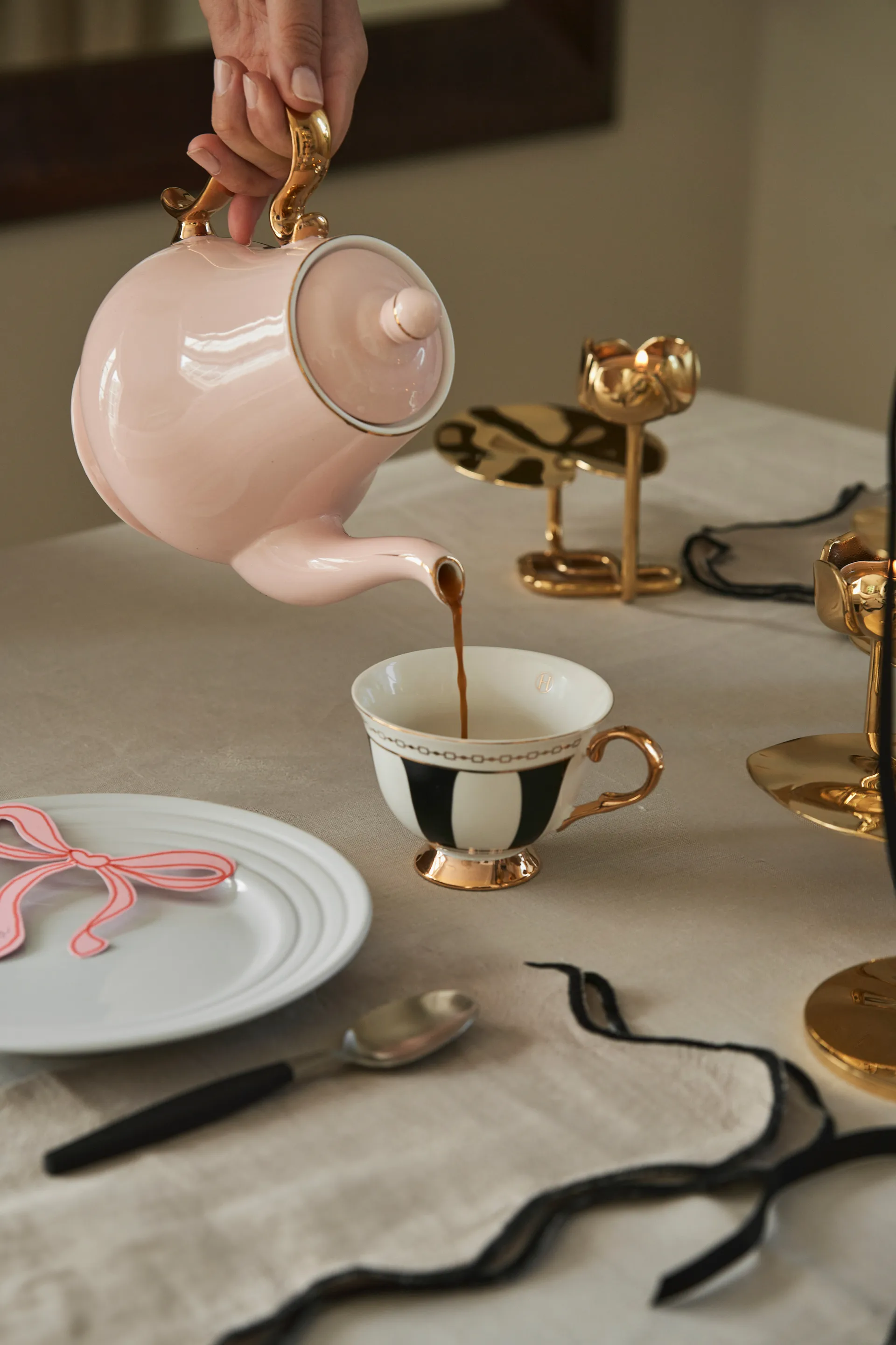 Strisce Nero kop med underskål, 22 cl Hilke Collection