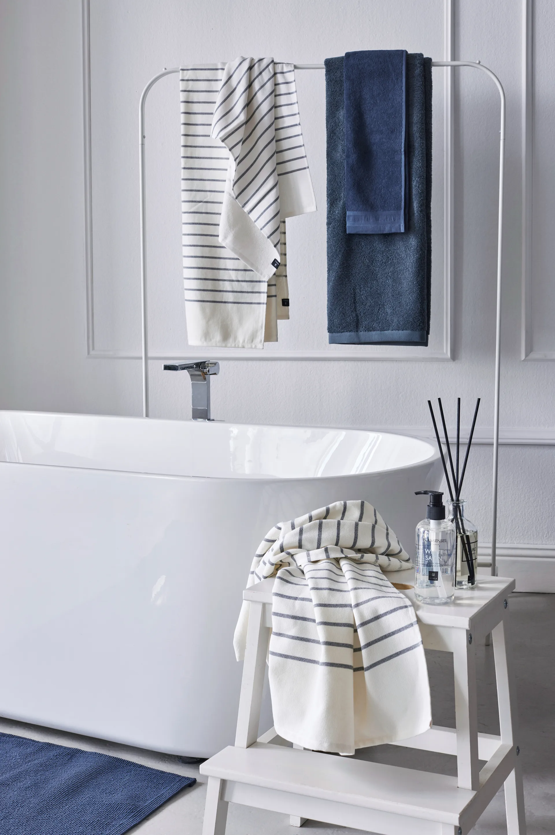 Habit håndklæde indigo, 30x50 cm Himla