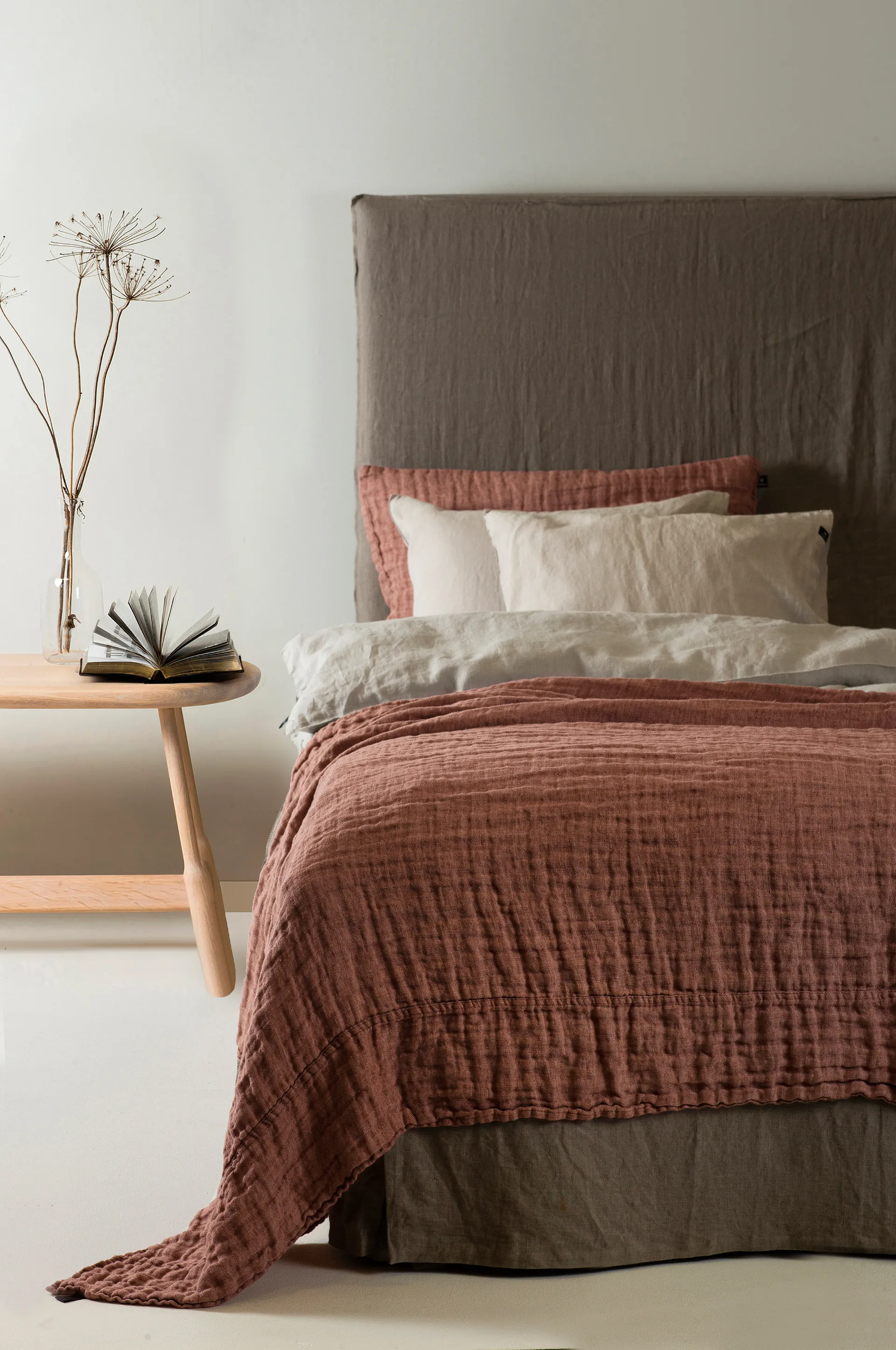 Hannelin sengetæppe rust 'n rose (brun), 160x260 Himla