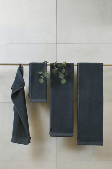 Lina håndklæde indigo - 100x150 cm - Himla