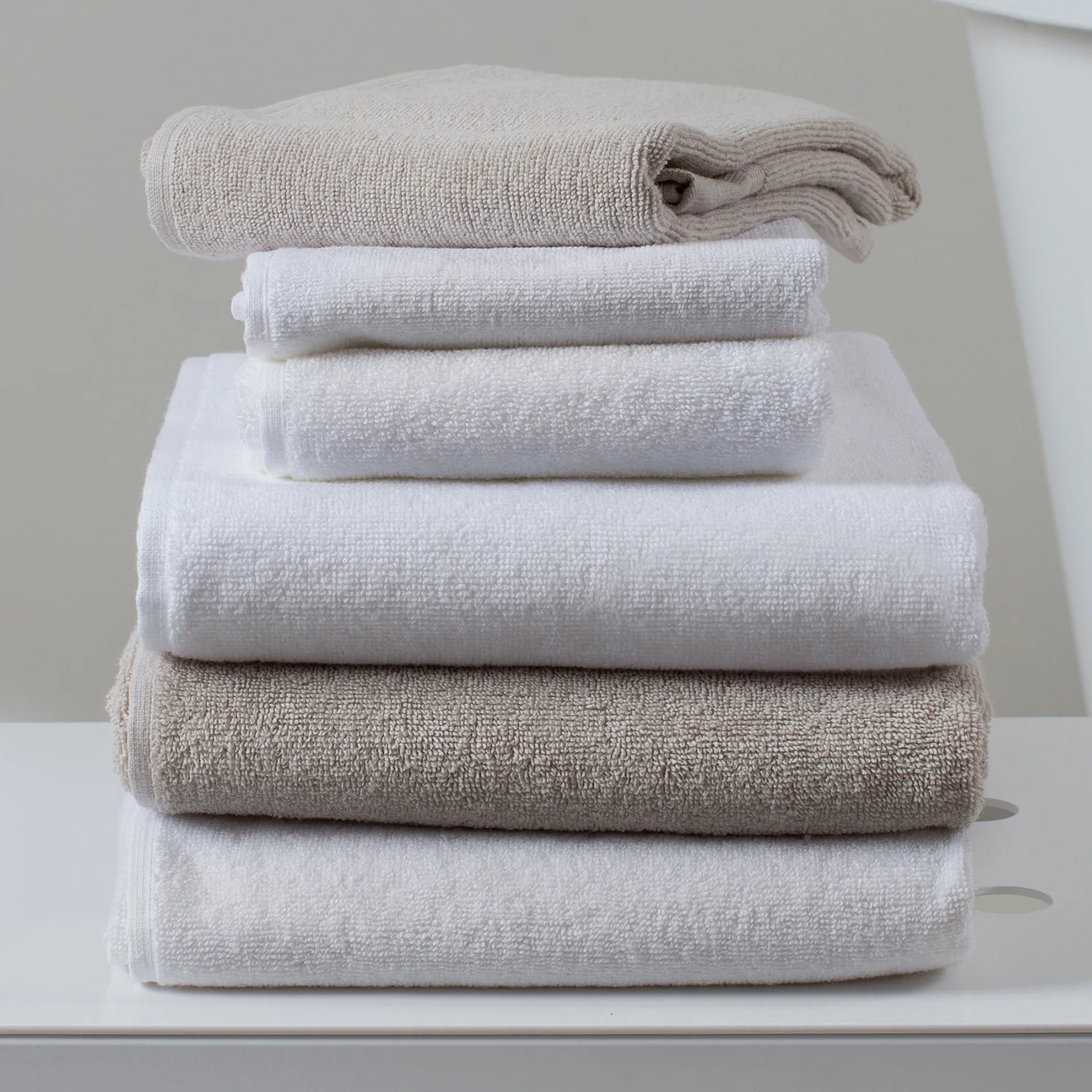 Lina håndklæde mother of pearl, 70x140 cm Himla